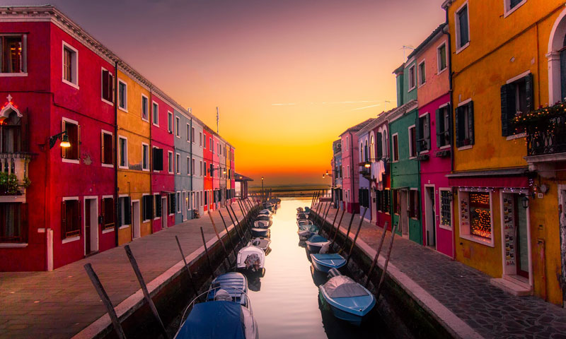 Cosa visitare a Venezia e Padova con Delta Tour Navigazione Turistica il carnevale di Venezia, la Riviera del Brenta e le Ville Venete