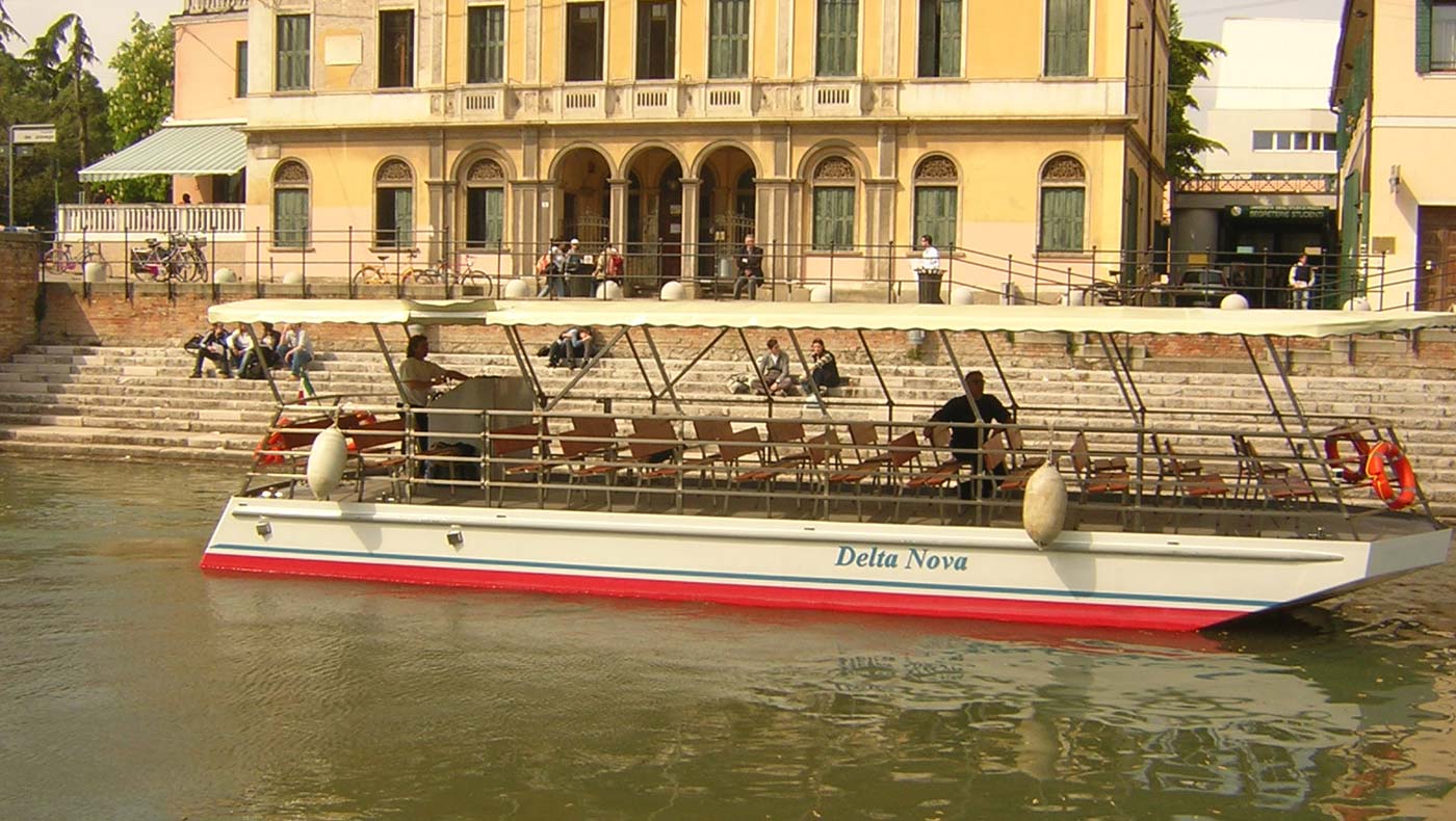 La Riviera Euganea, i canali di Padova e la Riviera del Brenta a bordo di una motonave completamente elettrica.